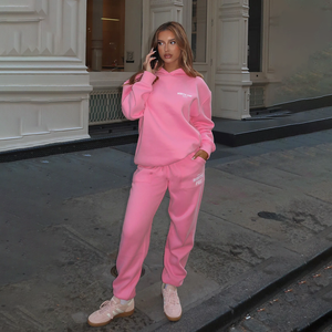 Conjunto de Moletom Oversize Personalizado com Logo para Mulheres, Design Luxuoso e Confortável, Moda Streetwear - Product Image 4