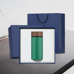 Juego de Regalo de Lujo <span class=keywords><strong>para</strong></span> Empleados: Termo de Bolsillo de 300ml con Acabado de Madera, Ideal <span class=keywords><strong>para</strong></span> Eventos Corporativos, Promociones Bancarias y de Seguros - Product Image 1