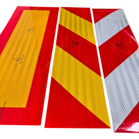 Piastra Riflettente in Alluminio Certificata Europea Emark ECE 104, Segnalazione Posteriore a Chevron, Adesivo Riflettente