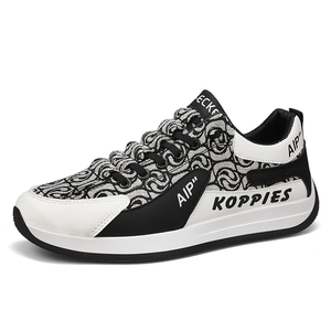 2024 chaussures en PU décontractées respirantes en maille de mode extérieure avec logo personnalisé baskets de loisirs noires pour hommes Stock de sport pour hommes - Product Image 2
