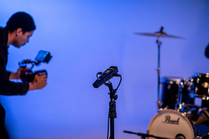 Z Oom M4 MicTrak Stereo Microphone and Recorder CMOS Sensor Mirrorless <b>Camera</b> - Product Image 3
