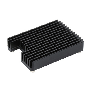 Dissipatore di calore in alluminio speciale Waveshare per <span class=keywords><strong>Raspberry</strong></span> <span class=keywords><strong>Pi</strong></span> Compute Module <span class=keywords><strong>4</strong></span> CM4 CM4-HEATSINK-B, modello con installazione facilitata e intaglio per antenna - Product Image 1