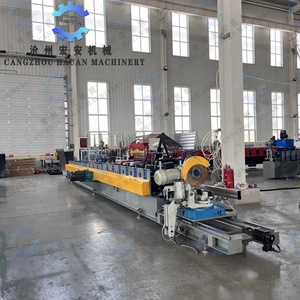 Machine de formage de poutres d'étagères entièrement automatique contrôlée par PLC avec coupe à la scie volante, puissance 38,5 kW, composants d'engrenage et de moteur - Product Image 2