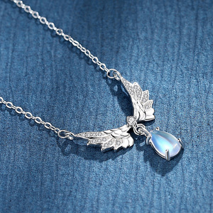 Collier en argent sterling 925 avec ailes d'ange, pendentif en cristal artificiel et pierre de lune, chaîne de clavicule pour femmes - Product Image 2