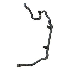 Manguera de Refrigerante Benbao 17127548229 para Reemplazo y Reparación, Material Plástico - Product Image 1