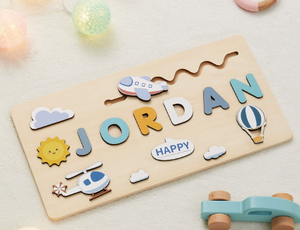 Tableau d'activités Montessori multifonction personnalisable Novacross, <span class=keywords><strong>puzzle</strong></span> en <span class=keywords><strong>bois</strong></span> avec nom et enseignes murales - Product Image 2