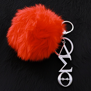 Venta al por mayor de moda <span class=keywords><strong>Delta</strong></span> Sigma Theta símbolo rojo pompón Furball decorado hermandad de mujeres llavero de acero inoxidable acento encanto colgante - Product Image 1