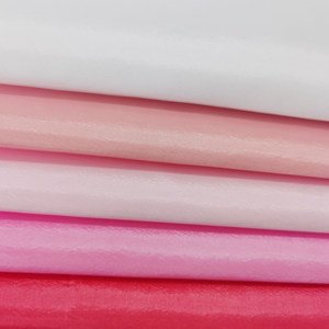 Vente chaude : Tissu en taffetas 100 % polyester doux et soyeux pour vêtements, vente en gros - Product Image 4