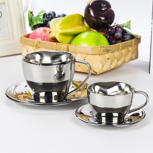 Isolati Tazza di Caffè <span class=keywords><strong>con</strong></span> Piattino In Acciaio Inox a Forma di <span class=keywords><strong>Cuore</strong></span> A Doppia Parete Tazza di Caffè Espresso - Product Image 5