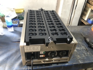 <span class=keywords><strong>Gaufrier</strong></span> Électrique Commercial 3000W pour la Restauration Ambulante, en Acier Inoxydable, Revêtement Antiadhésif, Contrôle de Température, Grande Capacité 20 - Product Image 3