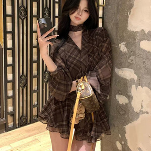 Korean Style Brown Plaid V-Neck Wrap Dress Loose Fit Women Autumn 2025 Fashion Dress - Product Image 2