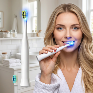 แปรงสีฟันไฟฟ้า SonicBlu สำหรับใช้ในบ้าน แปรงสีฟันโซนิค ไฟ LED สีฟ้า ขนแปรงอ่อนโยน ตัวตั้งเวลาอัจฉริยะ และเทคโนโลยีช่วยฟอกสีฟัน - Product Image 6