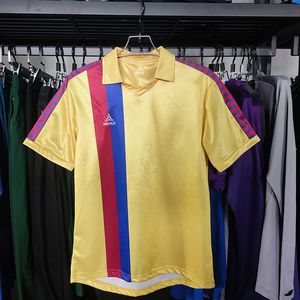 Maillot de football rétro uniforme de club sublimé personnalisé vêtements de football pour jeunes chemises de football rétro classiques vintage - Product Image 6