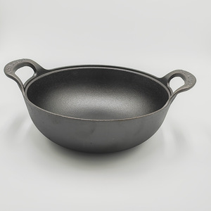 Wok Clásico de <span class=keywords><strong>Hierro</strong></span> <span class=keywords><strong>Fundido</strong></span> sin Revestimiento Olla de Doble Asa con Tapa <span class=keywords><strong>Sartén</strong></span> Tradicional China Engrosada para Cocina Saludable - Product Image 4