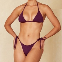 Fabricante OEM, Traje de Baño de Dos Piezas con Diseño de Hardware en Tela Reciclada Personalizada, Bikini Tipo Tanga para Mujer