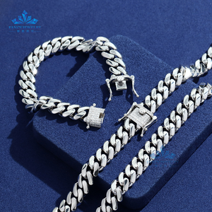 Vente <span class=keywords><strong>en</strong></span> gros tour <span class=keywords><strong>de</strong></span> <span class=keywords><strong>cou</strong></span> <span class=keywords><strong>en</strong></span> or 18 carats personnalisé chaîne à maillons cubains <span class=keywords><strong>en</strong></span> or 925 chaîne cubaine Miami <span class=keywords><strong>en</strong></span> <span class=keywords><strong>argent</strong></span> sterling chaîne cubaine Miami 20mm - Product Image 5