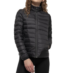 Veste matelassée pour femme Winter Glow avec un ajustement doux et chaud, style confortable pour tous les jours, parfaite pour les promenades quotidiennes et les temps froids - Product Image 3