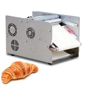 Machine automatique à mini-croissants, machine à faire des croissants, mouleuse de croissants, machine à faire des croissants grillés - Product Image 6