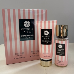 Set de Regalo de Spray Corporal Victoria, 75ml y 85ml Bombshell, Paquete de Viaje de 2 Piezas, Aroma Floral y Frutal de Larga Duración para Mujer - Product Image 1
