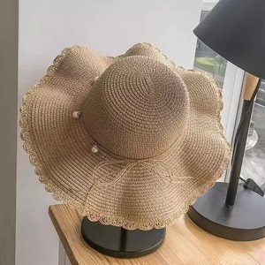 Estate donna alla moda versione coreana cappello di paglia a tesa larga Casual spiaggia protezione solare accenti di perle piccolo cartone animato solido fresco - Product Image 1