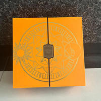 Boîte cadeau personnalisée de luxe écologique en carton recyclé à double porte magnétique avec estampage à chaud et gaufrage pour l'emballage de bijoux et de lunettes