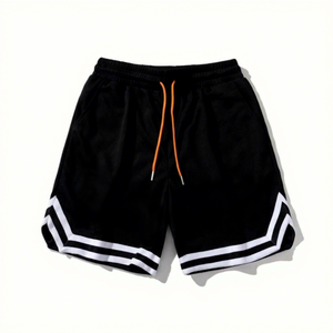 Pantalones Cortos de Baloncesto de Malla Negros para Hombre, Estilo Urbano, Cintura Media, con Estampado de Letras y Cordón Ajustable - Product Image 1