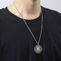Collier de méditation hindou Sri Yantra pour homme, en acier inoxydable couleur or, longue chaîne, amulette, bijoux de géométrie sacrée