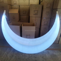 Éclairage extérieur Mobilier plastique de luxe Lampe demi-lune Grand jardin Clair de lune RVB Changement de couleur Led Croissant de lune Lumière