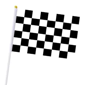 Пользовательские полиэфирные рекламные черно-белые клетчатые ручные флаги печать