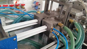 Jwell Plastique <span class=keywords><strong>Goulotte</strong></span> De Câble De <span class=keywords><strong>PVC</strong></span> Ligne de Production - Product Image 4