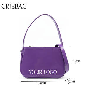 Sacs à main fourre-tout en cuir PU pour femmes <span class=keywords><strong>Nouvelle</strong></span> mode Sacs à main récents avec logo personnalisé pour femmes avec doublure en cuir artificiel Sacs à main avec chaîne et fil de sac - Product Image 4