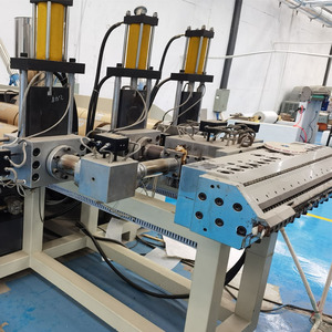 Macchina per la formatura sottovuoto in <span class=keywords><strong>un</strong></span> solo passaggio della scatola per alimenti <span class=keywords><strong>da</strong></span> asporto degradabile monouso automatica di vendita calda - Product Image 3