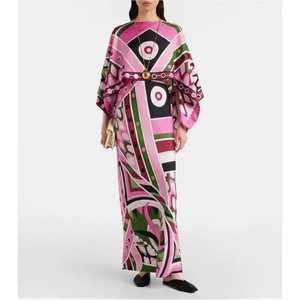 OUDINA Nuovo <span class=keywords><strong>Abbigliamento</strong></span> <span class=keywords><strong>Estivo</strong></span> da <span class=keywords><strong>Donna</strong></span>, <span class=keywords><strong>Elegante</strong></span> Set Due Pezzi con Stampa Digitale, Vestito a Sottoveste in Seta - Product Image 3