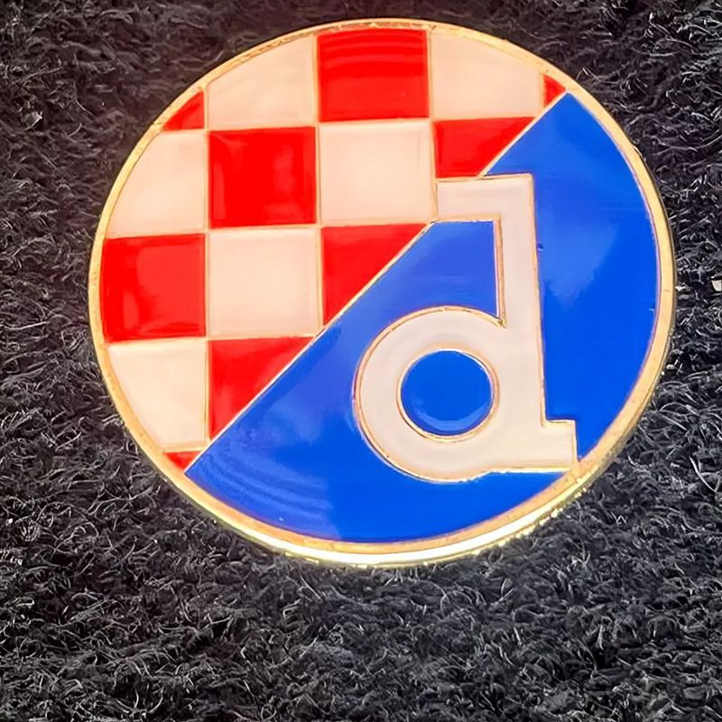 Dinamo Zagreb avec des étoiles