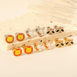 Pendientes de Acero Inoxidable Chapados en Oro con Forma de Animal de Moda para Mujer - Regalo de Compromiso de Boda - Product Image 2