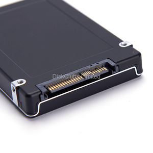 SSD ultra-rapide MZ-WLO3T80 PM1743 3,84 To 2,5'' PCIe 5.0 NVMe U.2 MZWLO3T8HCLS-01AGG pour serveur IA et Big Data - Product Image 4