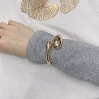 Bracelets en gros, directement de l'usine, pour l'exportation, nouveaux modèles ouverts, personnalisables, finition en alliage de zinc, haute qualité