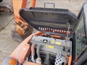 Excavadora Hitachi zx135 de segunda mano de alto rendimiento en buenas condiciones, excavadora Hitachi usada, 13,5 TONELADAS a la venta - Product Image 5