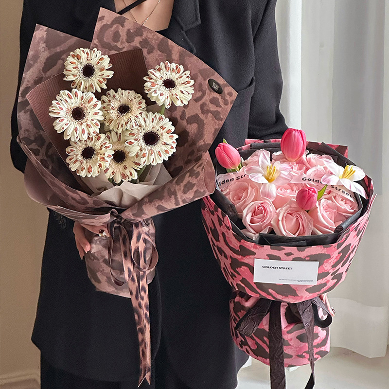 Leopard Horse Flower Wrapping Paper High-Grade Bouquet Pattern Coated Kraft Paper for Digital Printing Rich Art for Flower Shop