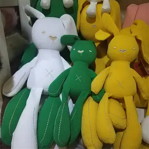 Venta caliente juguetes de animales de peluche 100% PP juguetes de peluche de algodón lindo conejo de pie largo de peluche juguete de conejito de Pascua para niños