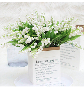 ISEVIAN Nuziale Vero Tocco Bouquet Artificiale Fiori di Giglio Della Valle Per <span class=keywords><strong>La</strong></span> Cerimonia Nuziale - Product Image 3