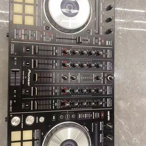 Console de Mixage Professionnelle 4 Voies Occasion Pioneer DDJ-SX2 pour Performances DJ - Product Image 1