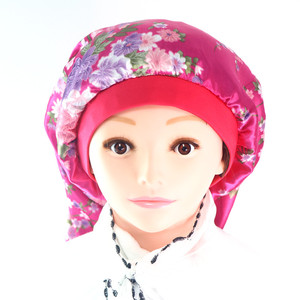 Nouveau bonnet en satin réversible à double couche, taille ajustable, style européen-américain pour femmes, couvre-tête de nuit, vert/rouge - Product Image 1