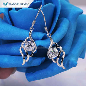 Pendientes de Oro de 14K Personalizados TIANYU GEMS para Mujer, con Moissanita, Corte Brillante Redondo, Engaste de Garras, Estilo Clásico en Forma de Concha - Product Image 2