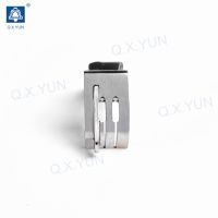 Q.X.YUN S570R Pied presseur à double aiguille pour couteau, guide de bord 3/16*1/32 pouce, pied de surjet avec coupe-fil pour machine à coudre industrielle