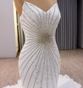 Vestidos de <span class=keywords><strong>Novia</strong></span> Blancos con Diseño de Sirena, Cuello en V, Sin Mangas, con Cuentas y Falda con Volantes, para Bodas Civiles - Product Image 5