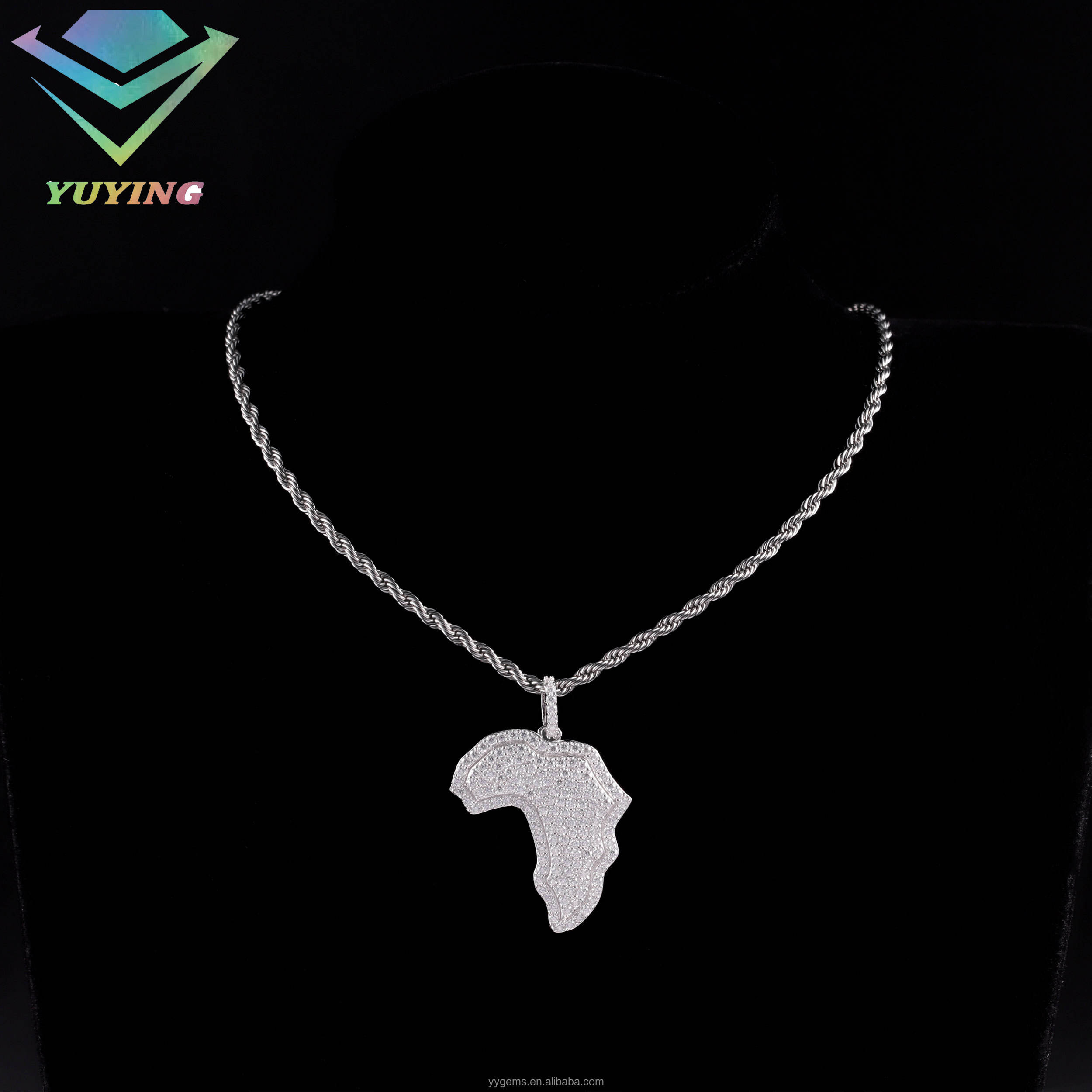 จี้พร้อมสายโซ่