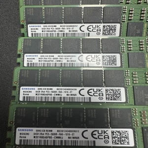 Módulo DDR5 Samsun M321R8GA0PB0-CWM, 64 DIMM, 288 pines, 5600 MHz, M321R8GA0PB0-CWM - Product Image 3