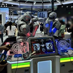 Robot de combat interactif géant télécommandé pour deux joueurs, avec rotation et attaque, robot humanoïde de boxe télécommandé - Product Image 1