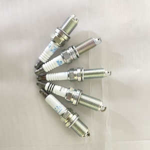 Original NGK Hochleistungs-Zündkerzen Großhandel Auto-Zündungsteile Direktvertrieb Globale Automobilmärkte - Product Image 6